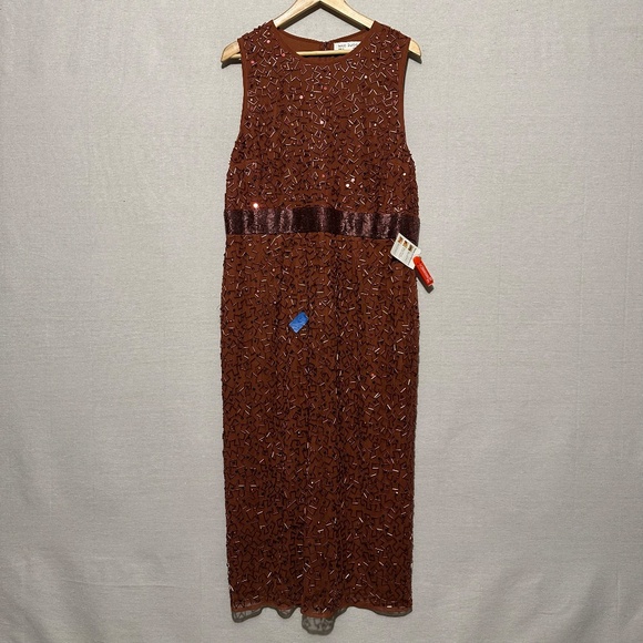 NWT Mac Duggal Geometric Embellished Sleeveless Sheath Dress - size 16 - Picture 4 of 8